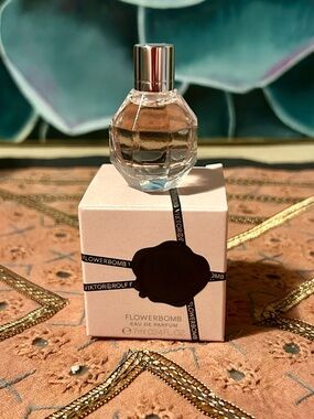 Viktor & Rolf Flowerbomb Mini Eau de Parfum
